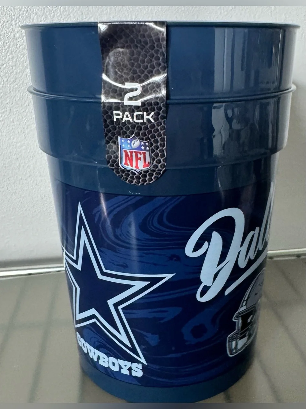 NFL Dallas Cowboys Blue Team Logo Plastic Cups - 2 Pack fan football